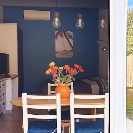 Studio 33 M2 Au Calme Proche Hyeres La Crau Exterior photo